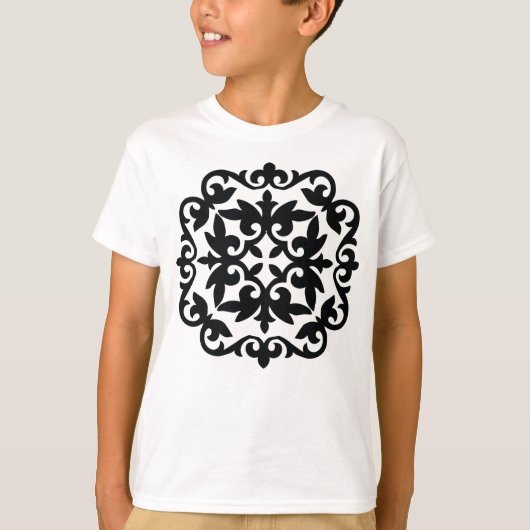装飾的な花のデザイン Tシャツ (正面)
