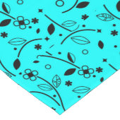 装飾的な花柄の淡い青 ロングテーブルランナー (コーナー)