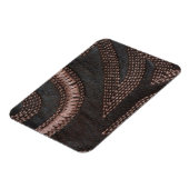 装飾的に縫われたブラウンのヴィンテージの革 マグネット (左側)