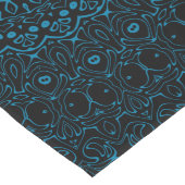 装飾的対称性を持つセールリアンブルーマンダラ ロングテーブルランナー (コーナー)