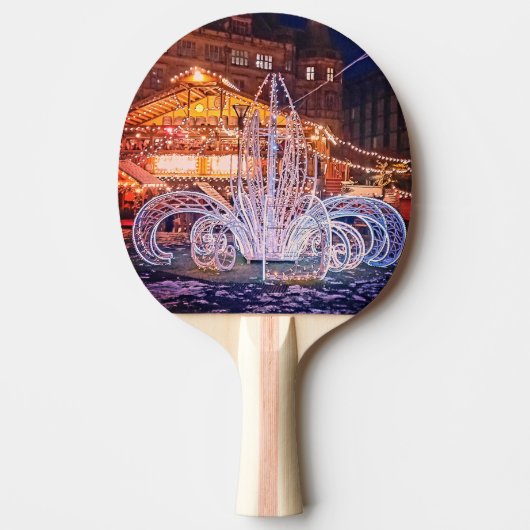 装飾、タウンホールの前 卓球ラケット (正面)