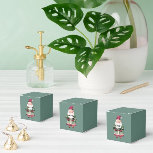 裏にサンタがいる赤い松のクリスマスツリー フェイバーボックス (複数)