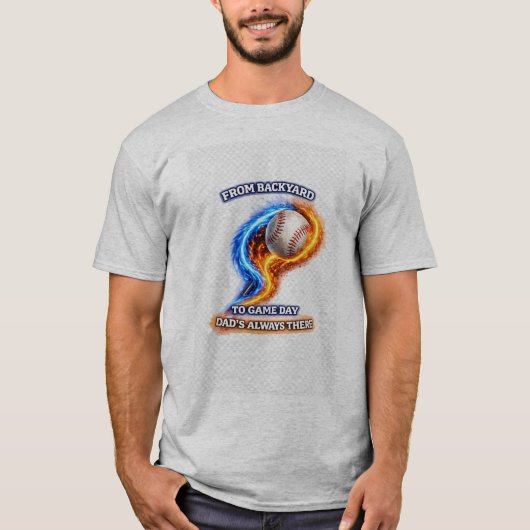裏庭から試合の日までいつもそこにいるパパ Tシャツ (正面)