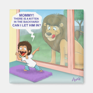 裏庭にかわいい子猫 マグネット