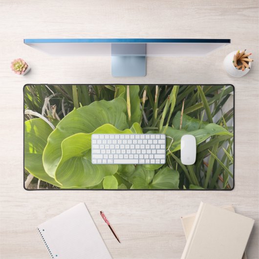 裏庭ガーデンクローズアップ屋外自然写真 デスクマット (オフィス1)