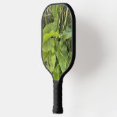 裏庭ガーデンクローズアップ屋外自然写真 ピックルボールラケット (左)