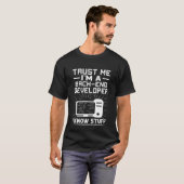 裏方やってますプロだから任せてね Tシャツ (正面フル)