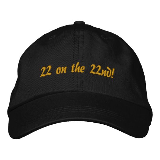 (複数製品厳選された) 刺繍入りキャップ (正面)