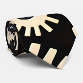 複雑なギアベージュの幾何学的パターン ネクタイ (ロール)