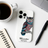 複雑なフクロウの木彫 iPhoneケース