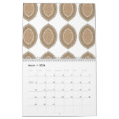 複雑な幾何学的なモティを持つ長方形の敷物 カレンダー (3月 2026)