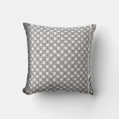 複雑な模様の白黒の生地デザイン クッション (正面)