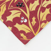 複雑な金ゴールドと赤い柊のパターン フリースブランケット (角)