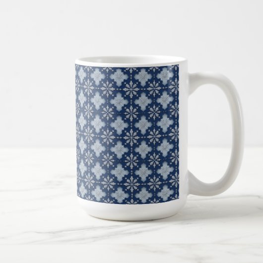 複雑な雪片パターン コーヒーマグカップ (右)