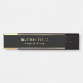 複雑にされる上品な黒および金ゴールドのモダン サインプレート (正面)