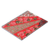 複雑鮮やかなフローラと ノートブック (左側)