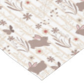 褐色と白の茶色のイースターバニストライプのー テーブルクロス (アングル)