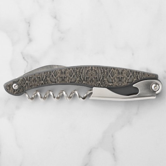 褐色のヘビの皮膚パターン | ソムリエナイフ (裏面)