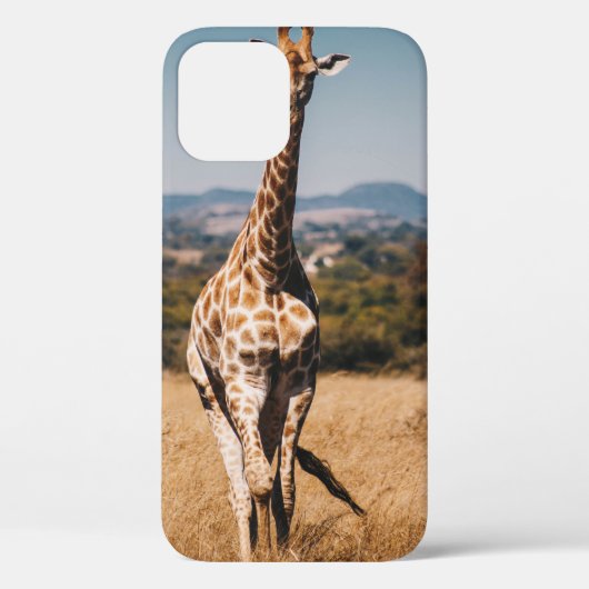 褐色の草に囲まれたキリン Case-Mate iPhoneケース (裏面)