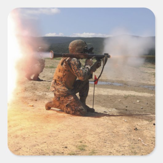 襲撃者がロケット推進弾を発射する スクエアシール (正面)