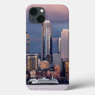 西から見られる美しく、劇的な日没 iPhone 13ケース