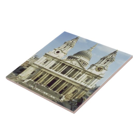 西にSiによって設計されているセントポールのカテドラルの前部 タイル (側面)