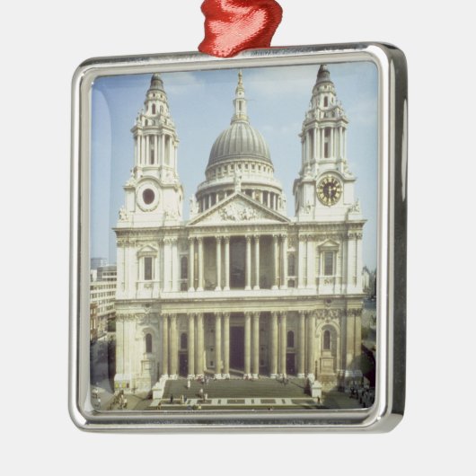 西にSiによって設計されているセントポールのカテドラルの前部 メタルオーナメント (左)