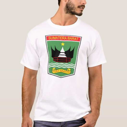 西のスマトラ、インドネシア Tシャツ (正面)