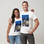 西の壁プラザの夜遅くの景色 Tシャツ (ユニセックス)