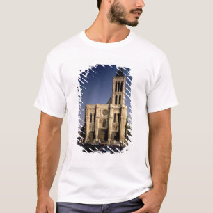西の正面の眺め、始められたc.1135 (写真) tシャツ