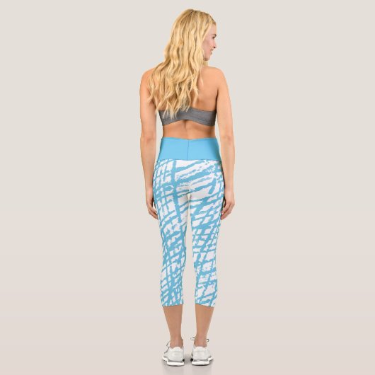 西の高い青のヨガレギンスのパンツ カプリレギンス (裏面)