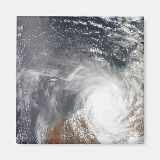 西オーストラリア上空の熱帯低気圧ローレンス マグネット (正面)