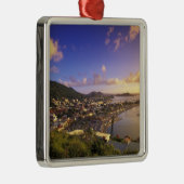 西カリブのインディ、聖マーチン。 メタルオーナメント (右)