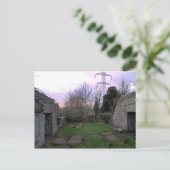 西カーク遺跡：アウトランダーのブラックカーク ポストカード (スタンド正面)