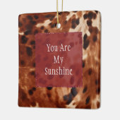 西クリームスポッテッドブラウンブラックコウィド セラミックオーナメント (左)