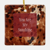 西クリームスポッテッドブラウンブラックコウィド セラミックオーナメント (正面)