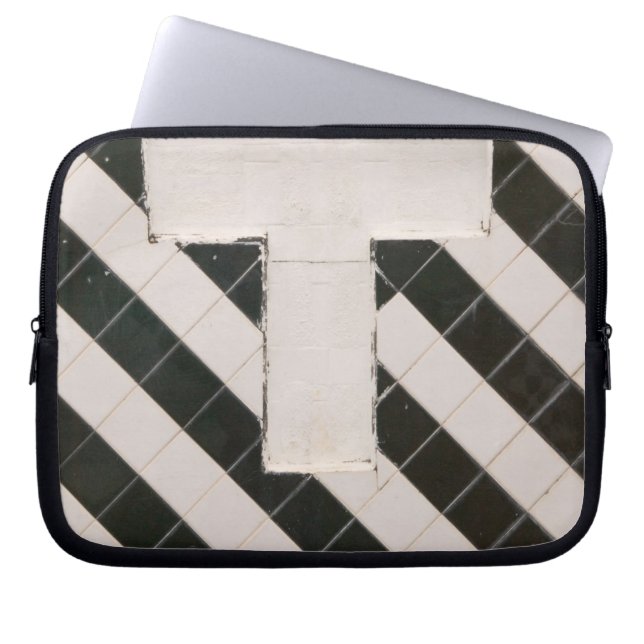 西フランスのインディ、グアダループ、グランデテレ、 ラップトップスリーブ (正面)