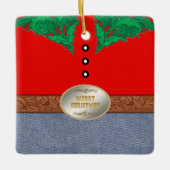 西部のカウボーイのサンタのベルトの留め金の赤いワイシャツのジーンズ セラミックオーナメント (正面)