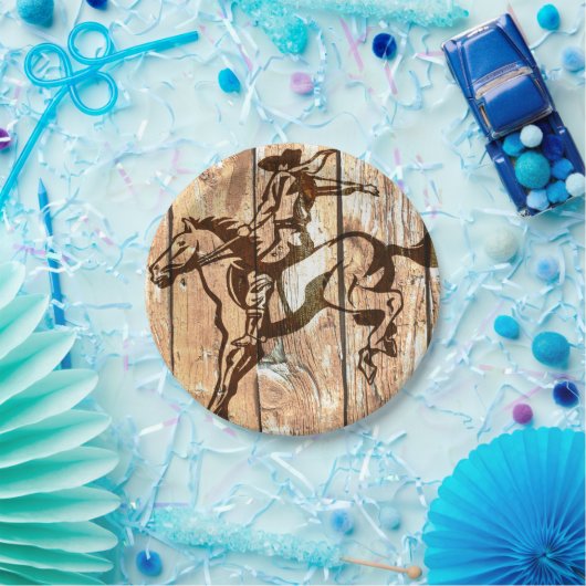 西部の強く反対するブロンコの木のカウボーイの紙皿 ペーパープレート (パーティー)