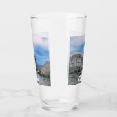 要塞の壁、岩の多い海岸、クロアチアの海 タンブラーグラス (右)