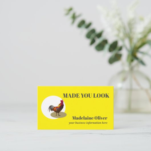見た目が美しいビジネス用イエローチキン 名刺 (スタンド正面)