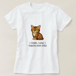 見た瞬間睨んだベンガル猫かわいい Tシャツ
