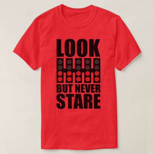 見ても決して見ないF1デザイン Tシャツ (デザイン正面)