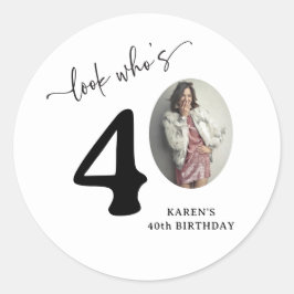 「見て誰が40歳」おしゃれな40歳の誕生日 ラウンドシール
