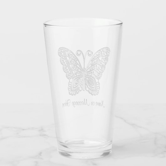 見るレースのよう銀のチパーソナライズされたョウチョウ タンブラーグラス (裏面)