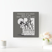 見る信じことは目の図 スクエア壁時計 (ホーム)