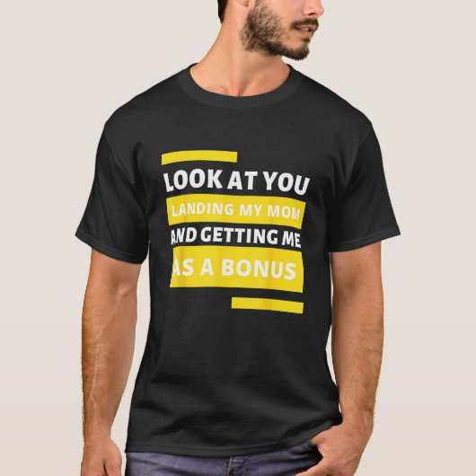 見ろ母を上陸させ私を盆として賭けて Tシャツ (正面)