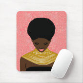見下ろすピンクの黒い女性 |トライバルネックレス マウスパッド (マウス)