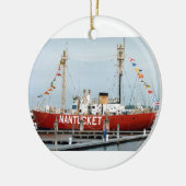 見事な旗とのLightship Nantucket セラミックオーナメント (左)