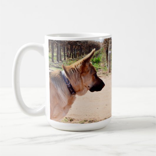 見張りの任務でドイツのヒツジ飼に コーヒーマグカップ (左)